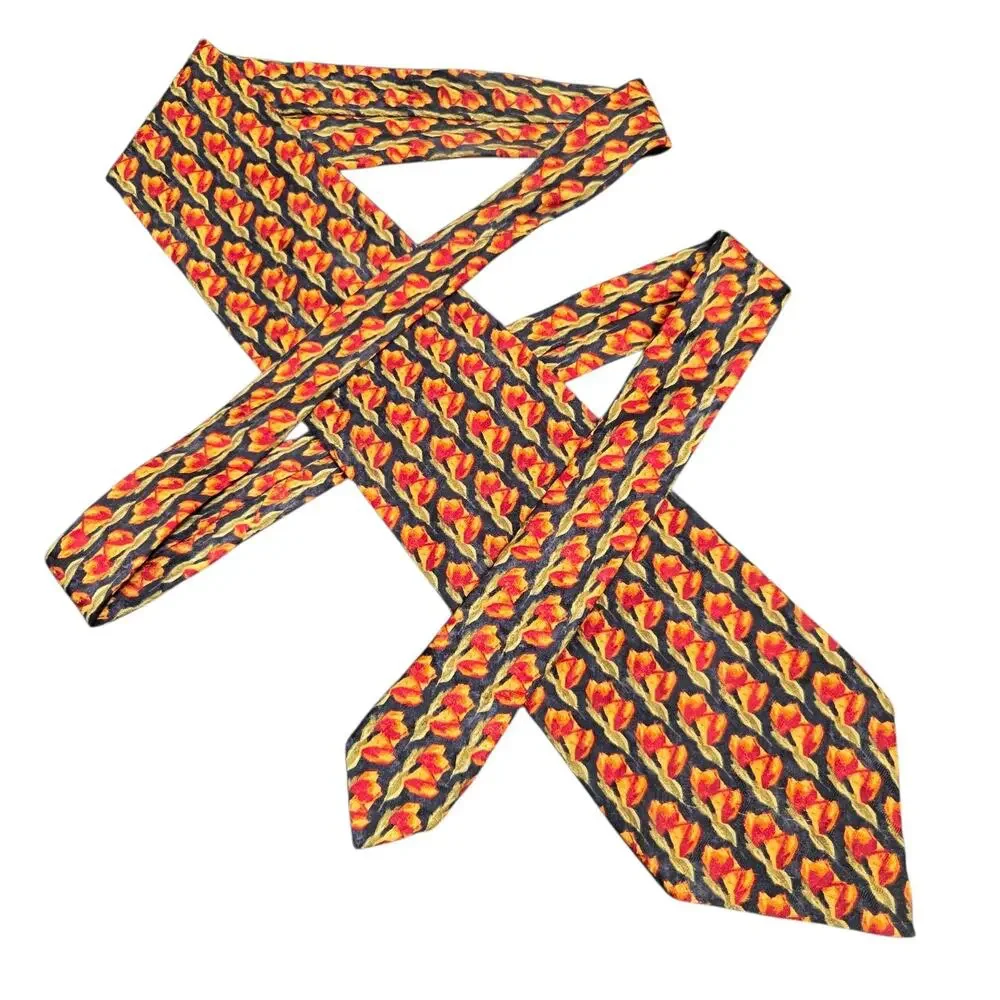 Ermenegildo Zegna 100% Silk Necktie Italy Red Blue Floral 3.7